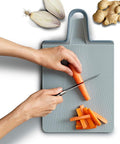 immagine-2-joseph-joseph-tagliere-pieghevole-da-cucina-in-plastica-21x26cm-blu-ean-5028420005073