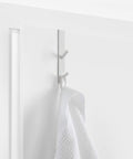 immagine-3-rayen-appendiabiti-a-2-ganci-da-porta-e-armadio-18x3x47cm-ean-8412955060831