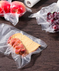 Sacchetti sottovuoto Reber per varietà alimenti: frutta fresca, formaggio stagionato, ciliegie, conservazione perfetta sottovuoto